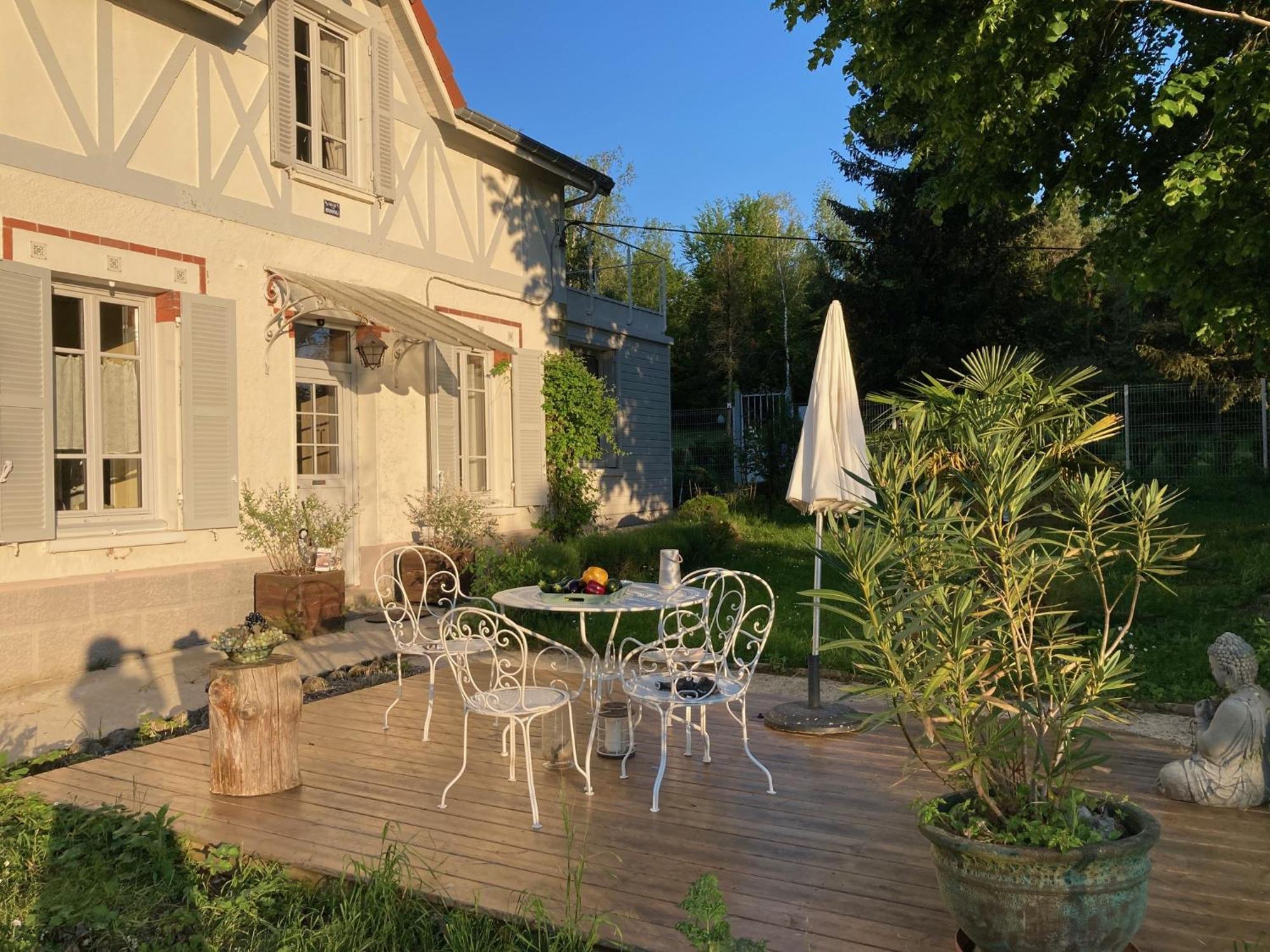 "Aux Chants Des Oiseaux" Domaine De La Renardiere Les Grandes-Loges Екстер'єр фото